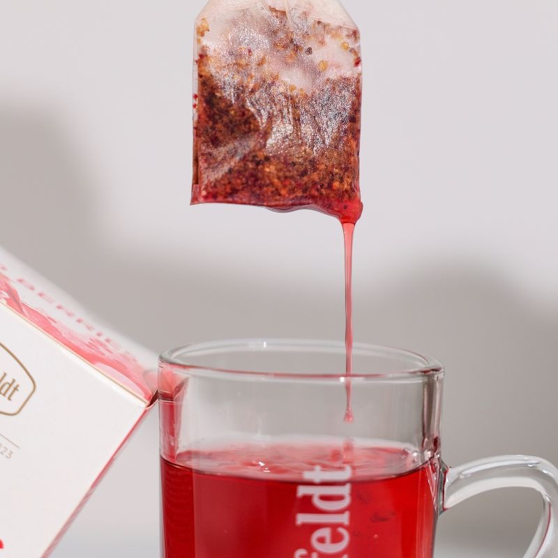 Teavelope® – Red Berries by Ronnefeldt – Premium German Tea